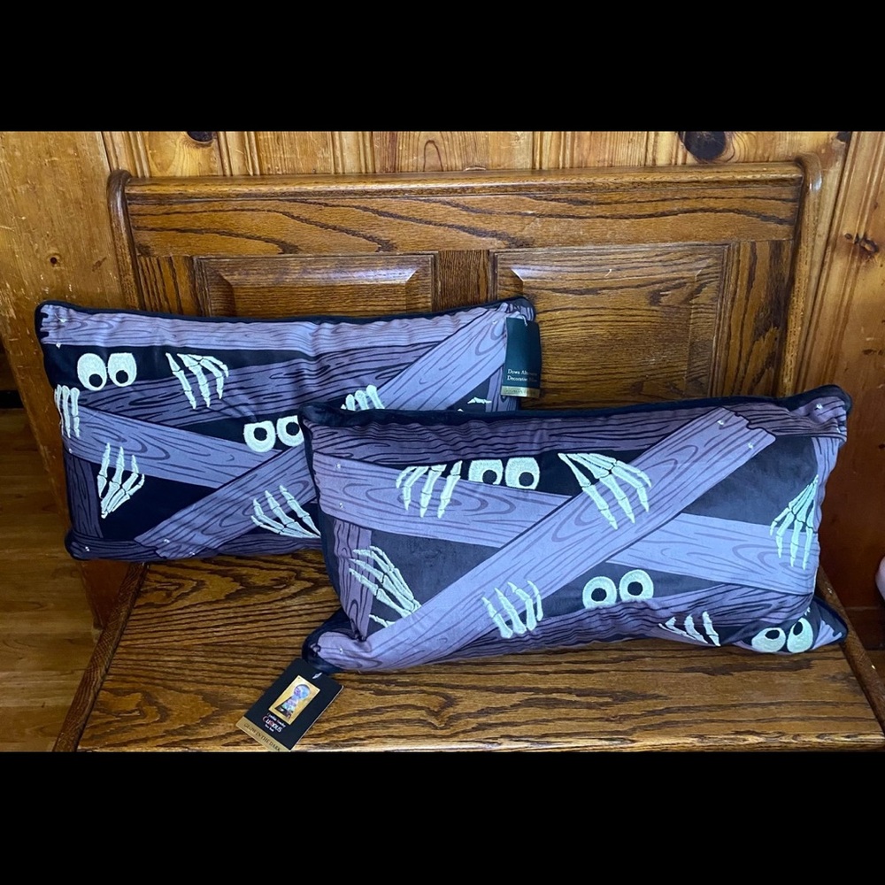 Halloween pillows (2) glow in dark